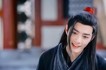 开云平台-孤峰与齿轮，当个人英雄主义撞上集体节奏美学