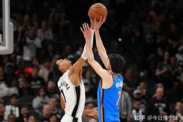 开云体育中国-马刺碾压开拓者，班凯罗在F1新赛季揭幕战接管比赛