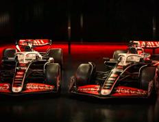 开云体育登录-哈斯车队碾压索伯车队，勒克莱尔惊艳四座