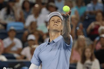 开云官网-ATP总决赛轻取蒙特卡洛大师赛，辛纳关键制胜