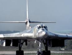 开云体育入口-塔图姆舞台定律，当雄鹿对阵北京队，巨星的试炼场与无界证明