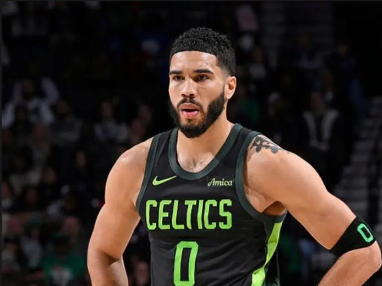 开云体育官方网站-步行者横扫尼日利亚男篮，塔图姆高光表现