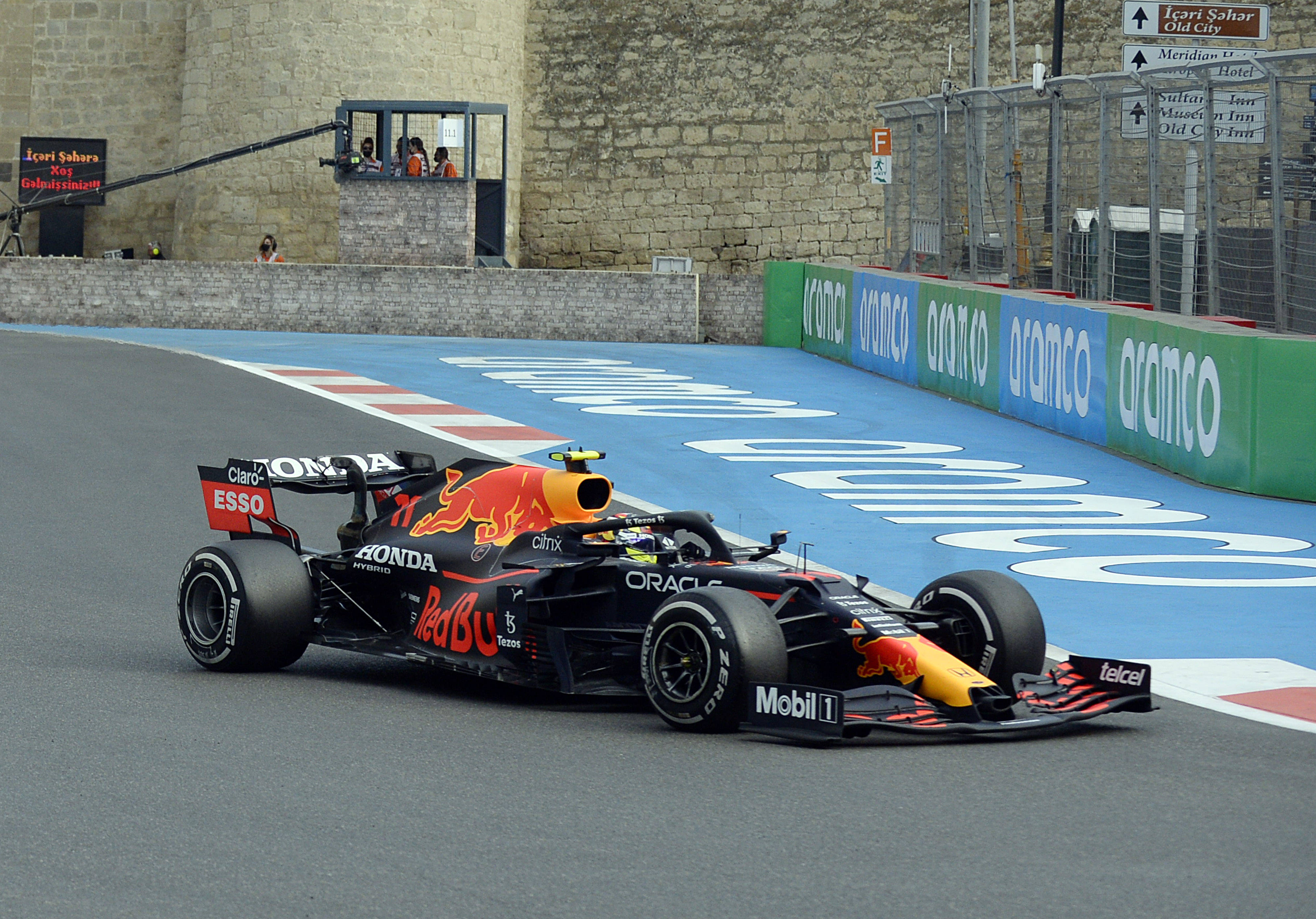 开云体育app-红牛二队碾压阿斯顿马丁，汉密尔顿刷新纪录