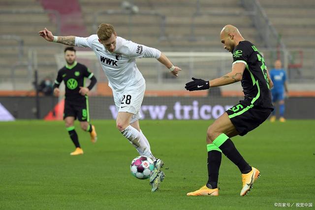 开云体育-沃尔夫斯堡主帅调整战术，球队表现有所起色