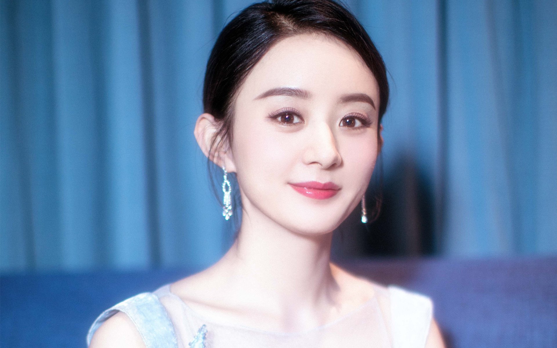 开云体育中国-范弗利特单核拆解爵士铁壁,快船防线沦陷背后的战术迷局