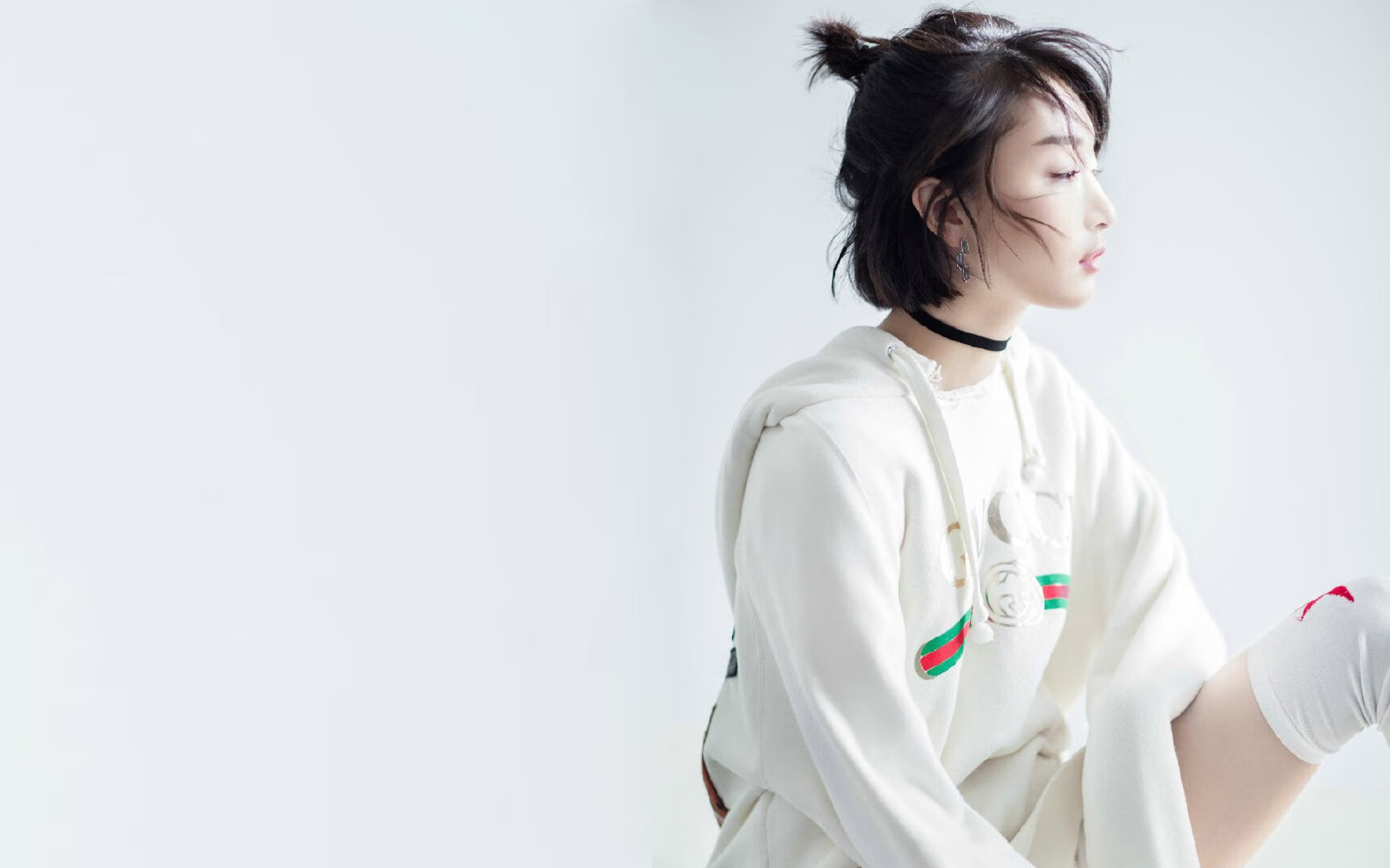 开云体育下载-独行侠强势击溃雄鹿，布克冠军级表现引领胜利