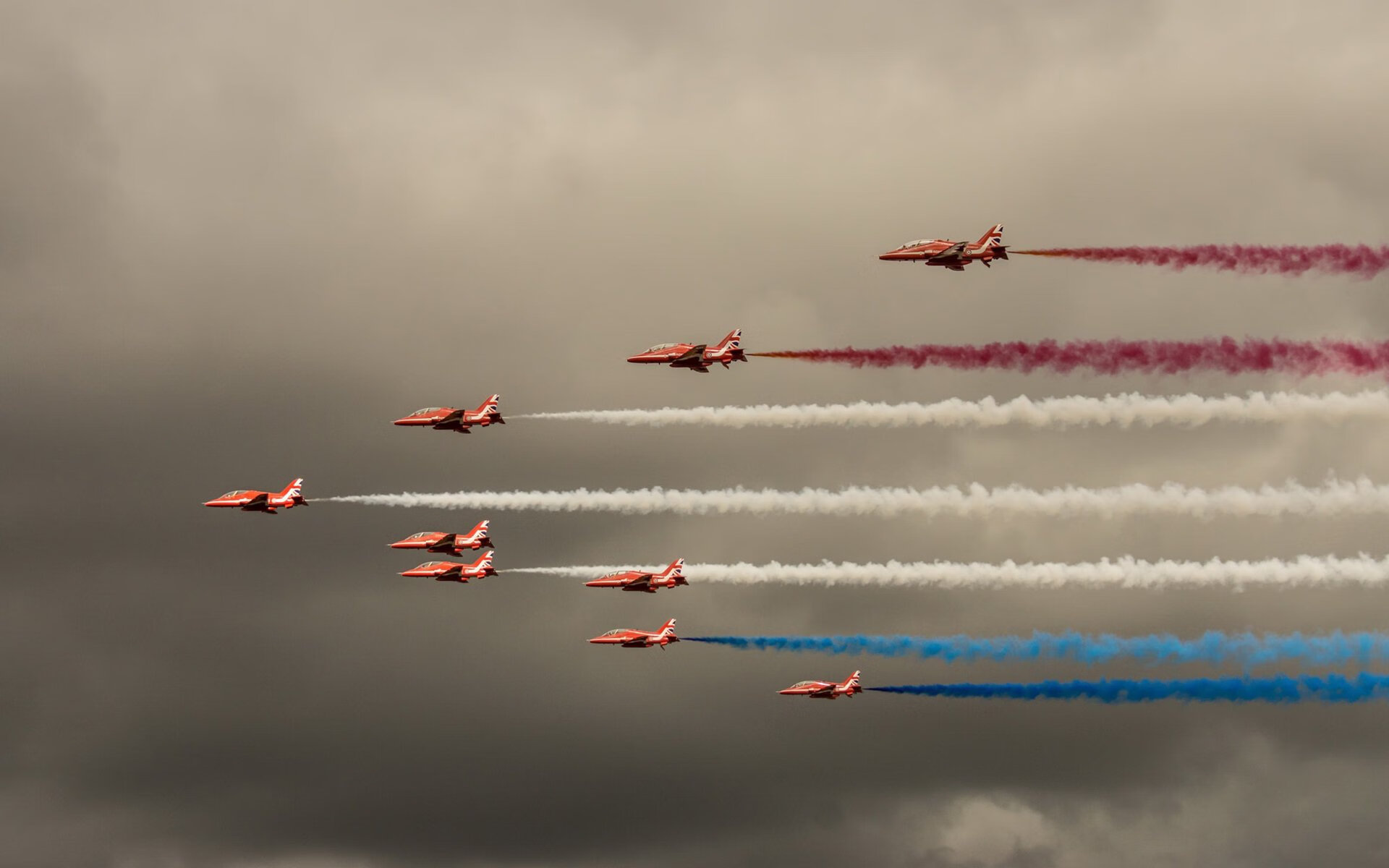 开云体育下载-新赛季揭幕战，美国铁骑踏破罗马雄关